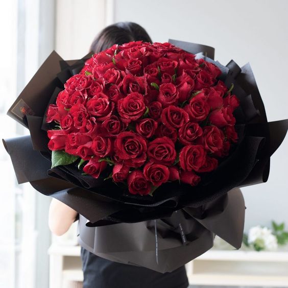 100 Red Rose Valentine's Day Bouquet